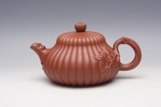 紫砂壶图片：菊花飘香壶 清水泥 750CC - 美壶网