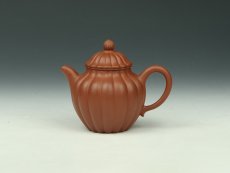 紫砂壶图片：菊瓣 - 美壶网