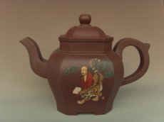 紫砂壶图片：伏虎尊者 - 美壶网