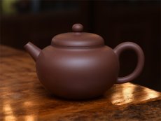 紫砂壶图片：掇球壶3000元 - 美壶网