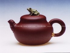 紫砂壶图片：河塘蛙鸣 - 美壶网