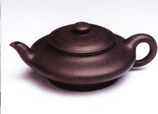 紫砂壶图片：虚扁壶 - 美壶网