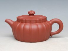 紫砂壶图片：菊瓣筋囊 - 美壶网