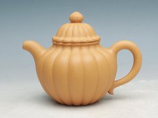 紫砂壶图片：菊瓣壶 - 美壶网