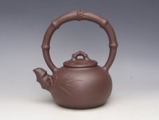 紫砂壶图片：竹节提梁 - 美壶网