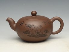 紫砂壶图片：圆珠壶  泥料：原矿老紫泥  容量：350cc - 美壶网