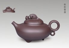 紫砂壶图片：年年有余 - 美壶网