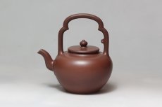 紫砂壶图片：吴经提梁 - 美壶网