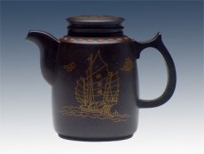 紫砂壶图片：镶金鹏程万里 - 美壶网