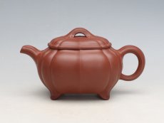 紫砂壶图片：腰圆菱花 - 美壶网