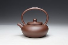 紫砂壶图片：黛珠提梁 - 美壶网