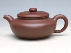 紫砂壶图片：大口扁腹 - 美壶网