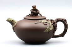 紫砂壶图片：全家福壶 - 美壶网