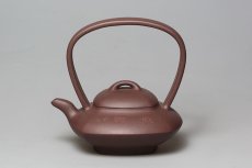 紫砂壶图片：混四方提梁 - 美壶网