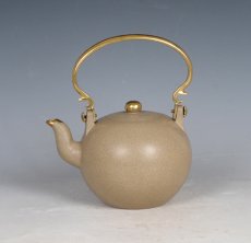 紫砂壶图片：一粒珠提梁 - 美壶网