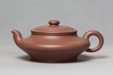 紫砂壶图片：虚扁 - 美壶网