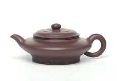 紫砂壶图片：虚扁 260CC - 美壶网
