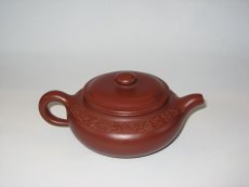 紫砂壶图片：小扁腹壶 - 美壶网