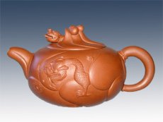 紫砂壶图片：鱼化龙 - 美壶网