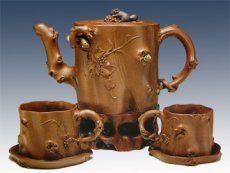 紫砂壶图片：松鼠葡萄 - 美壶网