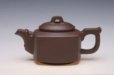 紫砂壶图片：虎虎生威壶 - 美壶网