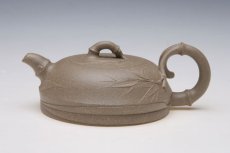 紫砂壶图片：壶缘壶 - 美壶网