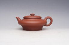 紫砂壶图片：虚扁 - 美壶网