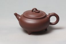 紫砂壶图片：三足环龙 - 美壶网