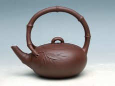紫砂壶图片：秀竹提梁壶 - 美壶网