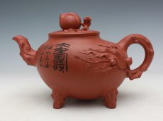 紫砂壶图片：寿桃壶 - 美壶网