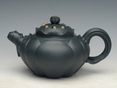 紫砂壶图片：莲心(墨绿泥) - 美壶网