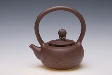 紫砂壶图片：翔云提梁 - 美壶网