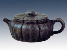 紫砂壶图片：菱花瓣壶 - 美壶网