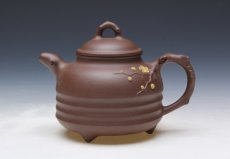 紫砂壶图片：三足梅花 - 美壶网