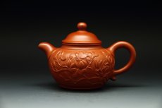 紫砂壶图片：全浮刻玉兰壶 - 美壶网