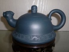 紫砂壶图片：龙行天下 - 美壶网