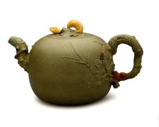 紫砂壶图片：松鼠葡萄壶 - 美壶网