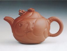 紫砂壶图片：鱼化龙 - 美壶网
