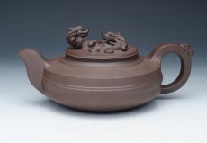 紫砂壶图片：楚汉风韵 老紫泥 - 美壶网