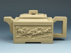 紫砂壶图片：马到成功 - 美壶网