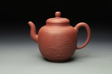 紫砂壶图片：全手工泥绘宫灯 - 美壶网