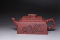 紫砂壶图片：祥虎纳福 - 美壶网