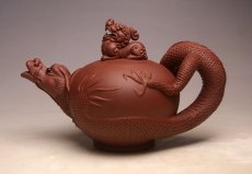 紫砂壶图片：《尊龙壶》09年盛世杰作 - 美壶网