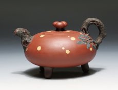 紫砂壶图片：松灵芝壶 - 美壶网