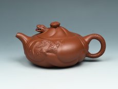 紫砂壶图片：鱼化龙壶 - 美壶网