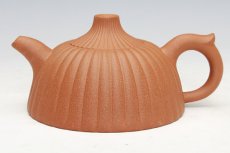 紫砂壶图片：半菊壶 - 美壶网