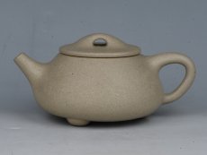 紫砂壶图片：石瓢 容量：250cc  泥料：本山绿泥 - 美壶网