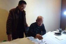 紫砂壶图片：与林散之之子林筱之合影 - 美壶网