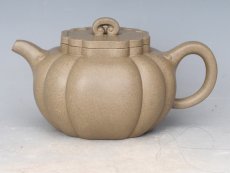 紫砂壶图片：太极如意 - 美壶网