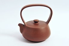 紫砂壶图片：汉风提梁 - 美壶网